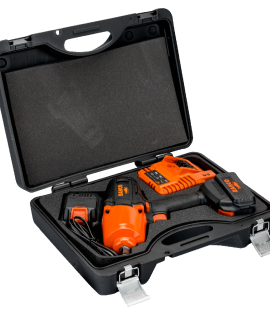 Llave de impacto inalámbrica en maleta plástica